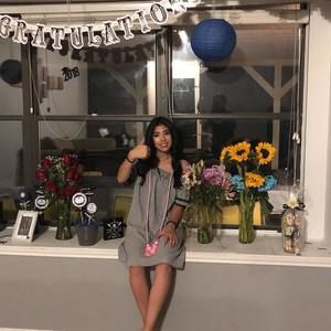 Meet your Posher, Elizabeth